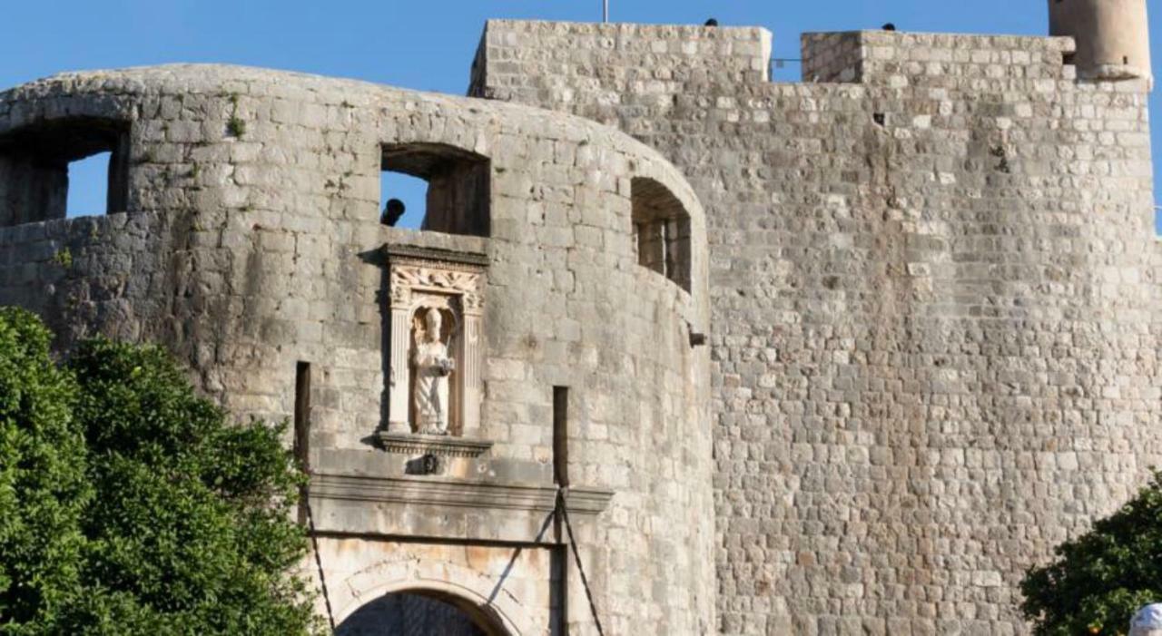 Adriana Flora * Dubrovnik