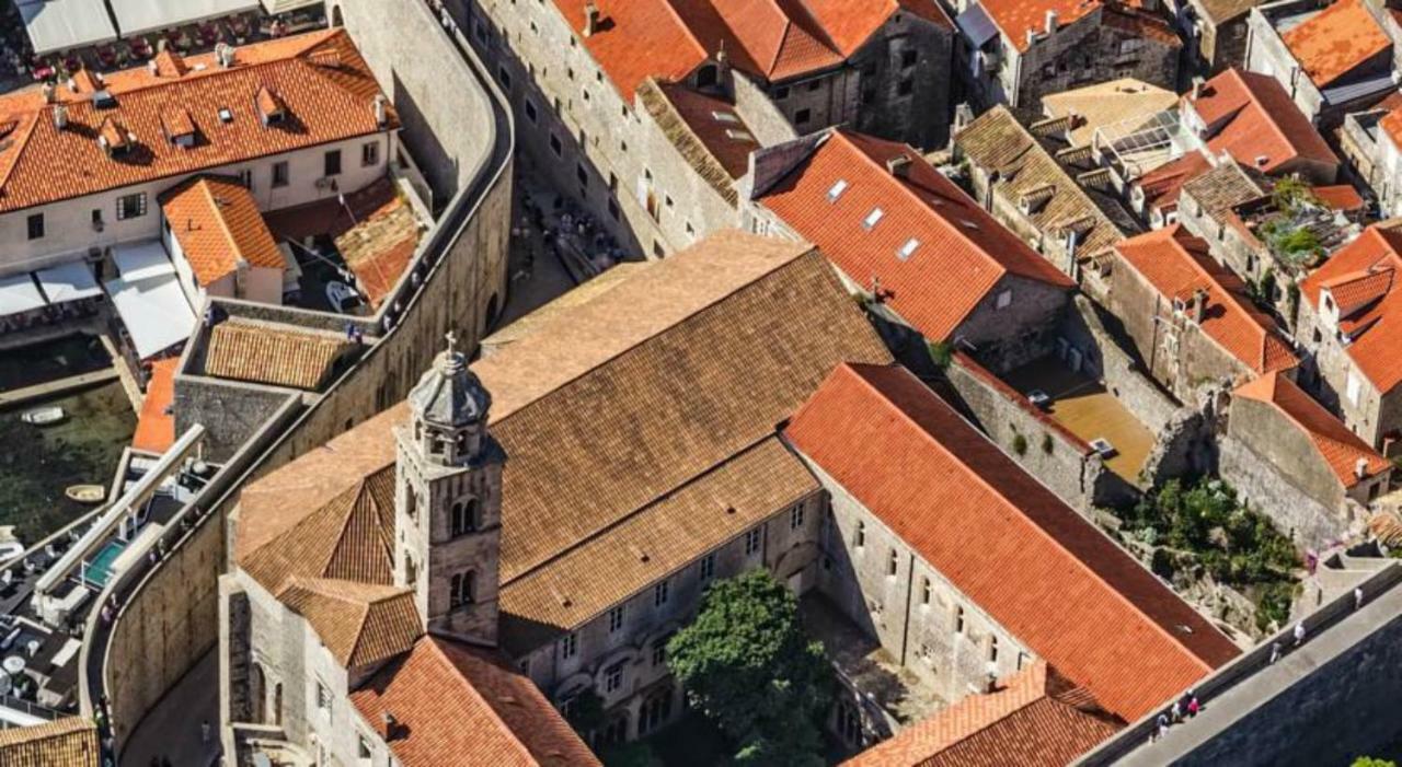 Adriana Flora * Dubrovnik